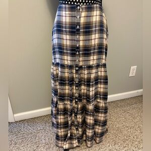 Chic Plaid Maxi Skirt with Button-Down Front